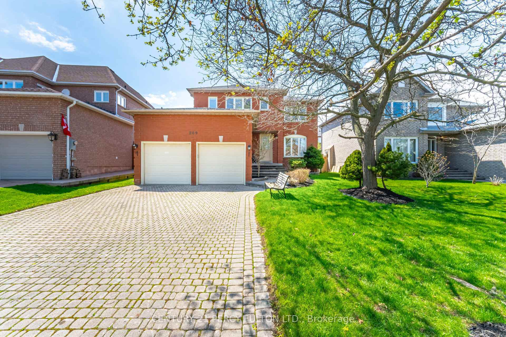 Photo de la propriété: 269 Hoover Drive ON L1V 5R9
