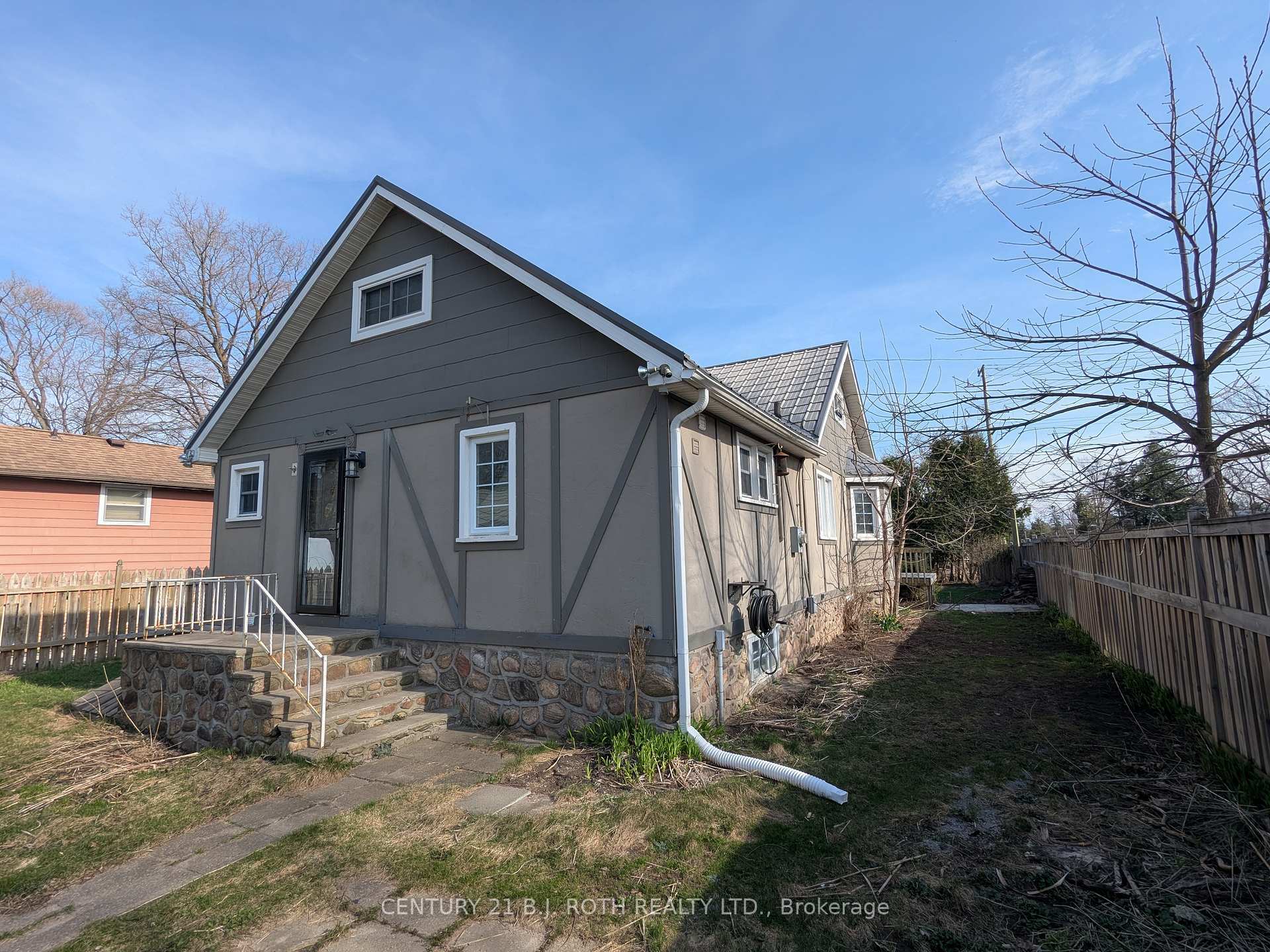 Property Photo: 2709 25 Side Road ON L9S 3T1