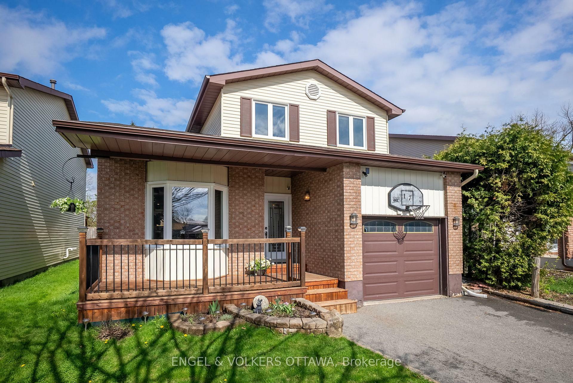 17 Glacier Street  Barrhaven ON K2J 2M7 photo