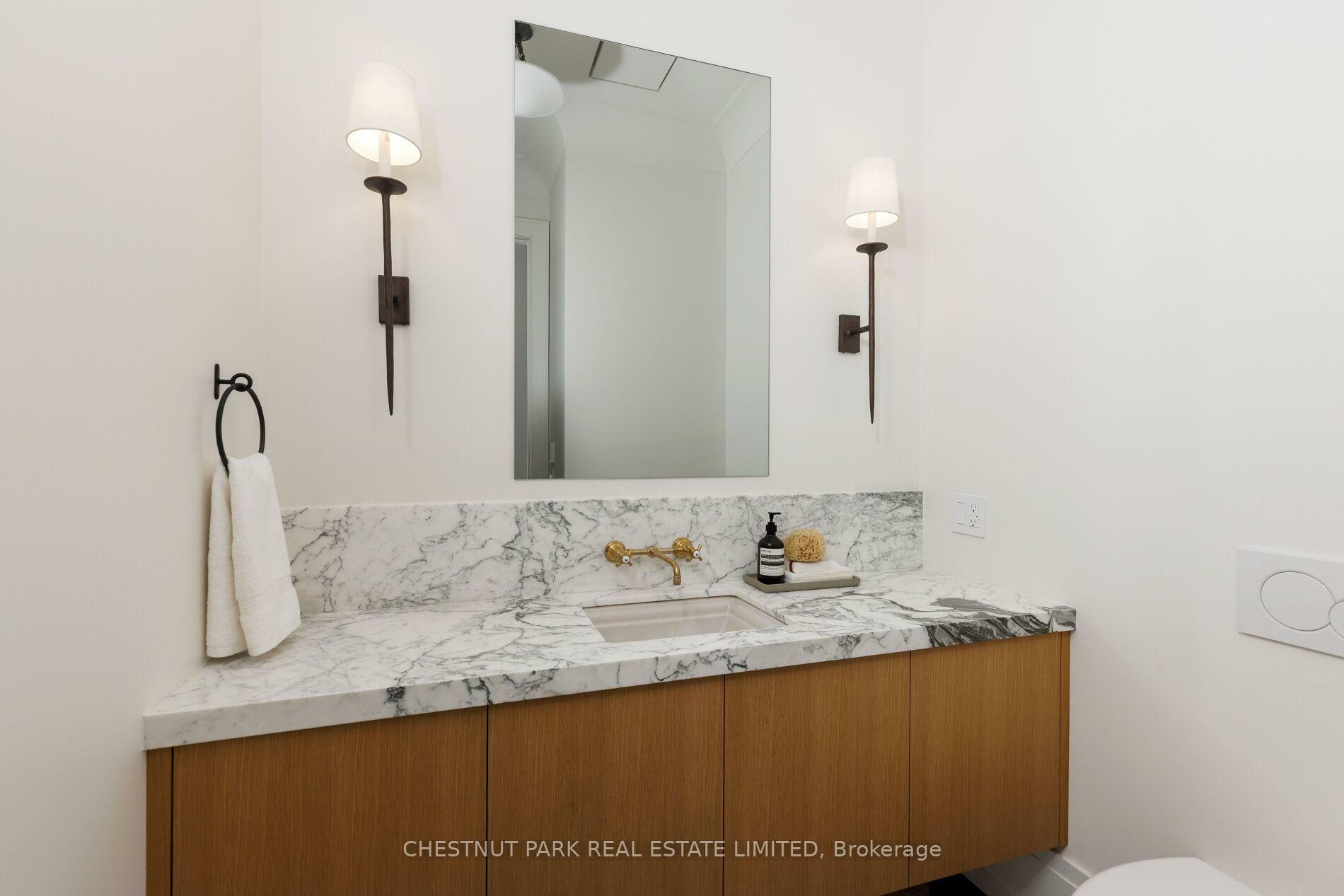Property Photo: 91 Inglewood Drive ON M4T 1H4