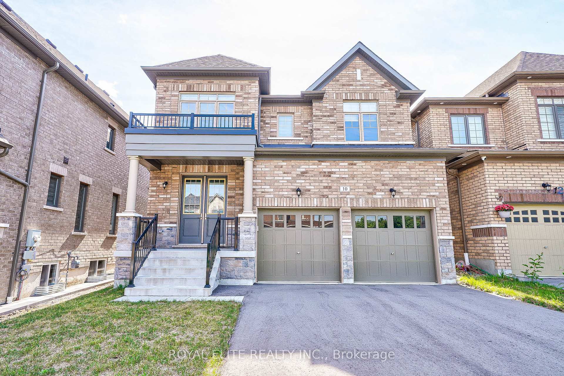 Photo de la propriété: 10 Capstan Court ON L1P 0K5