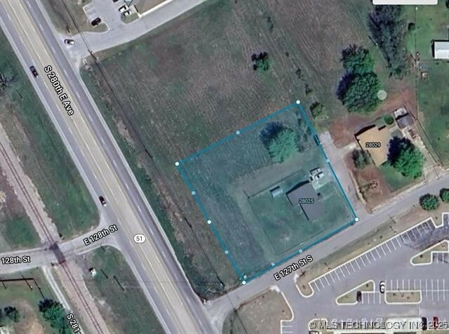 Property Photo: 1 S State Highway 51 Highway OK 74429