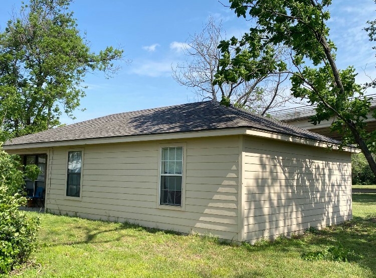 Property Photo: 9 S 19th Street TX 76504