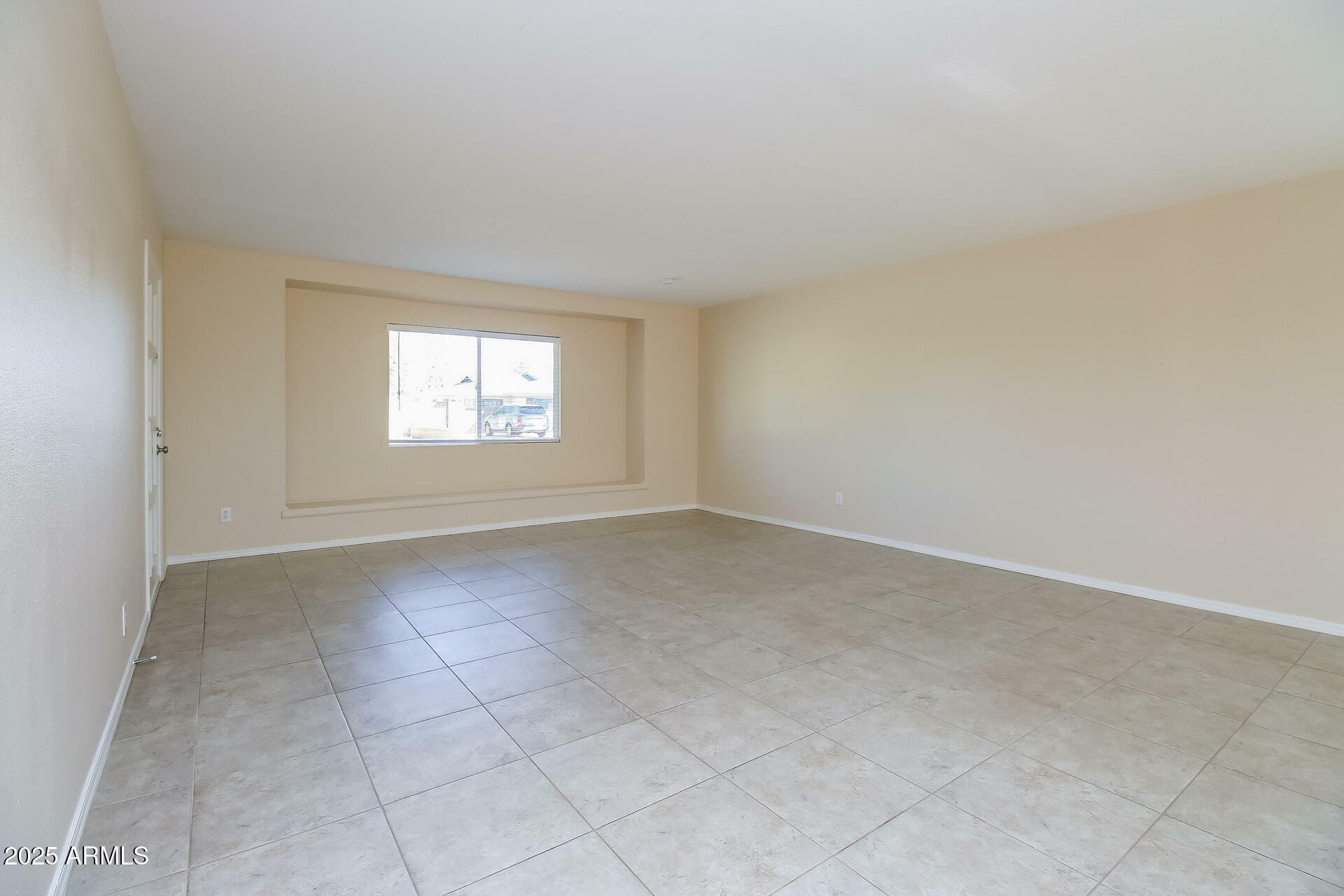 Property Photo: 8227 E Heatherbrae Drive AZ 85251