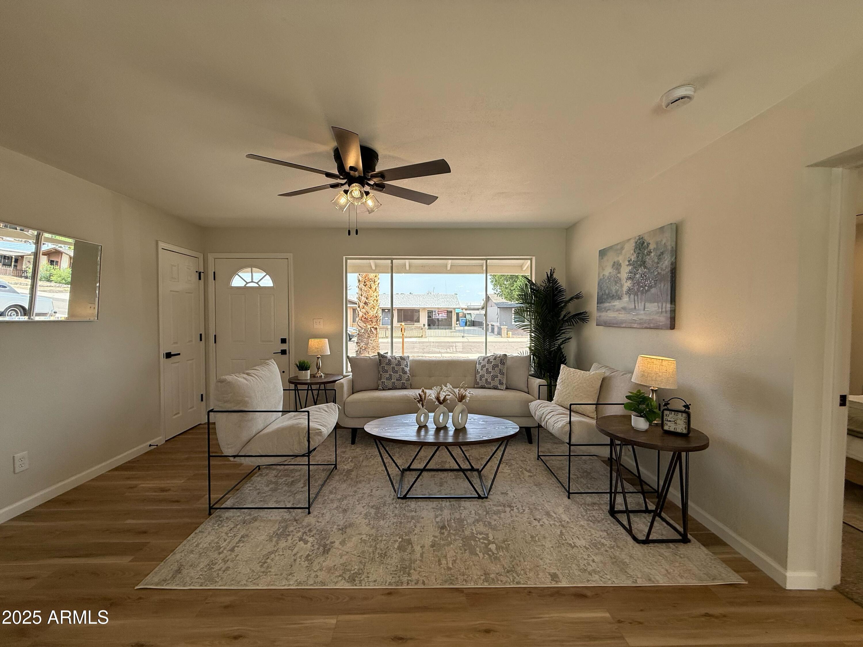 Property Photo: 1545 W Marco Polo Road AZ 85027