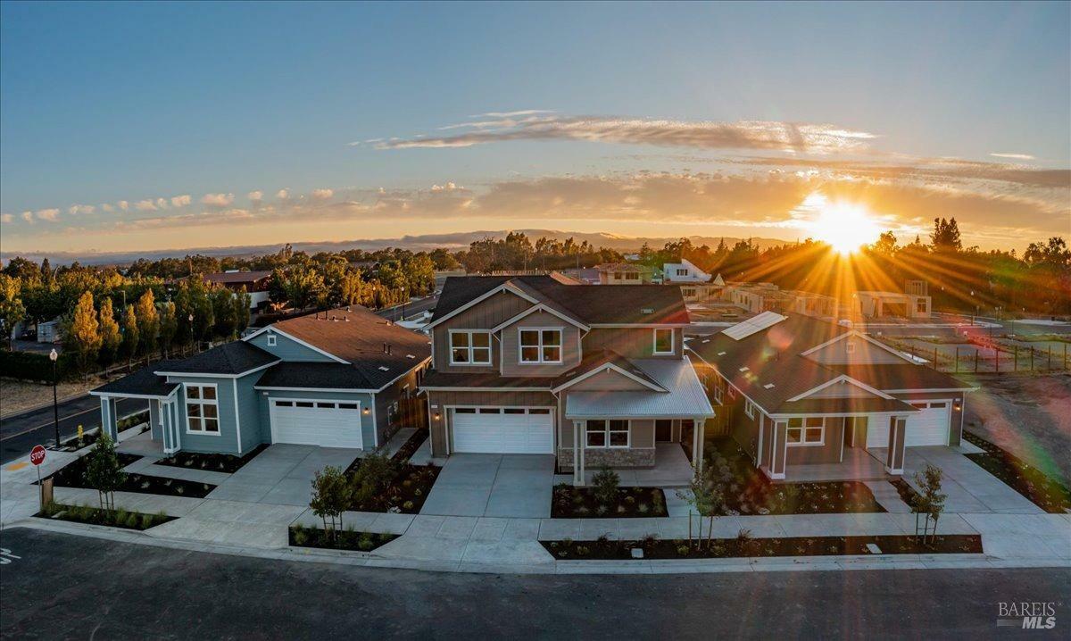 279 Spanish Oak Drive  Windsor CA 95492 photo