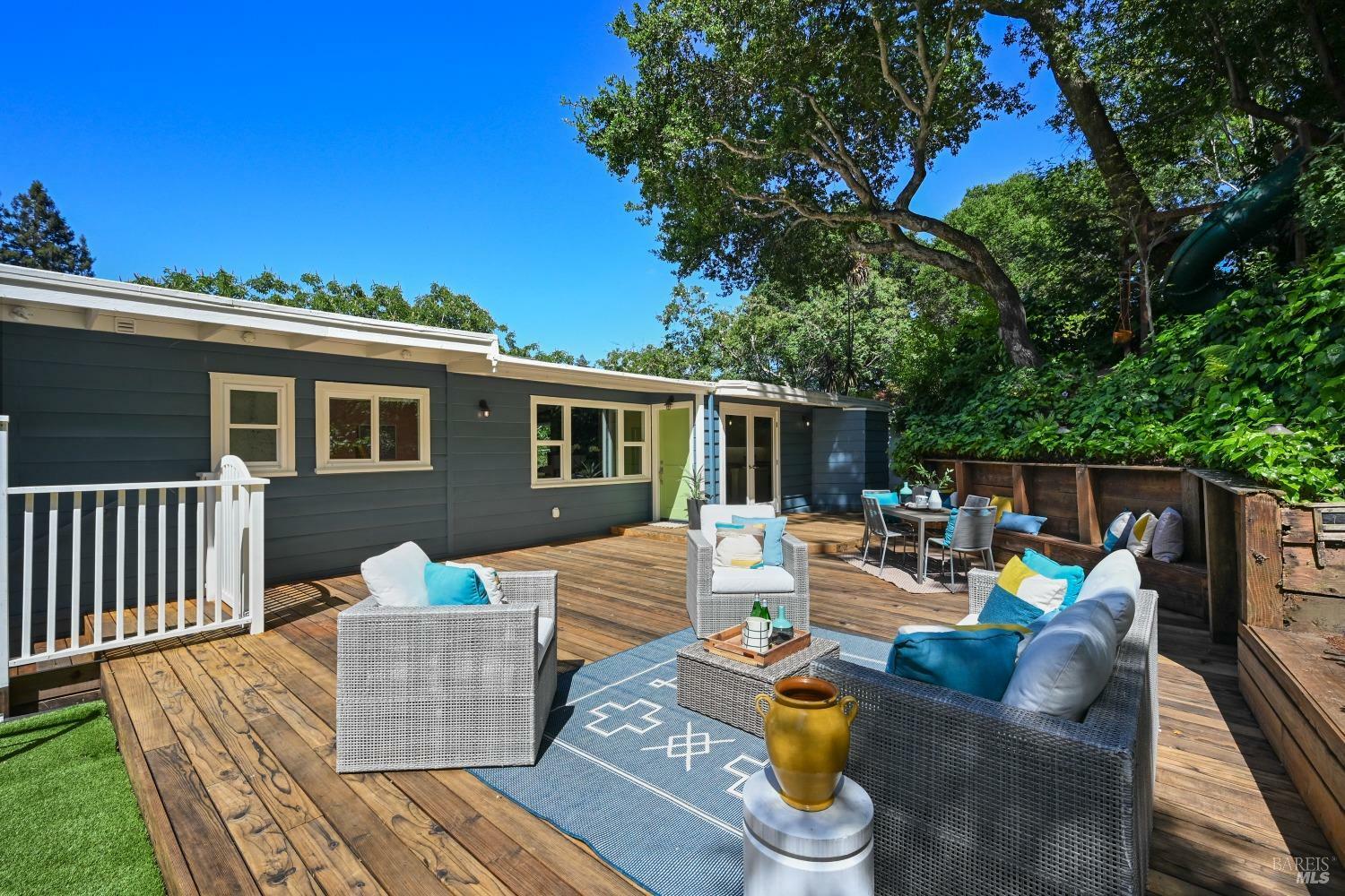 Property Photo: 5 Greenfield Court CA 94960