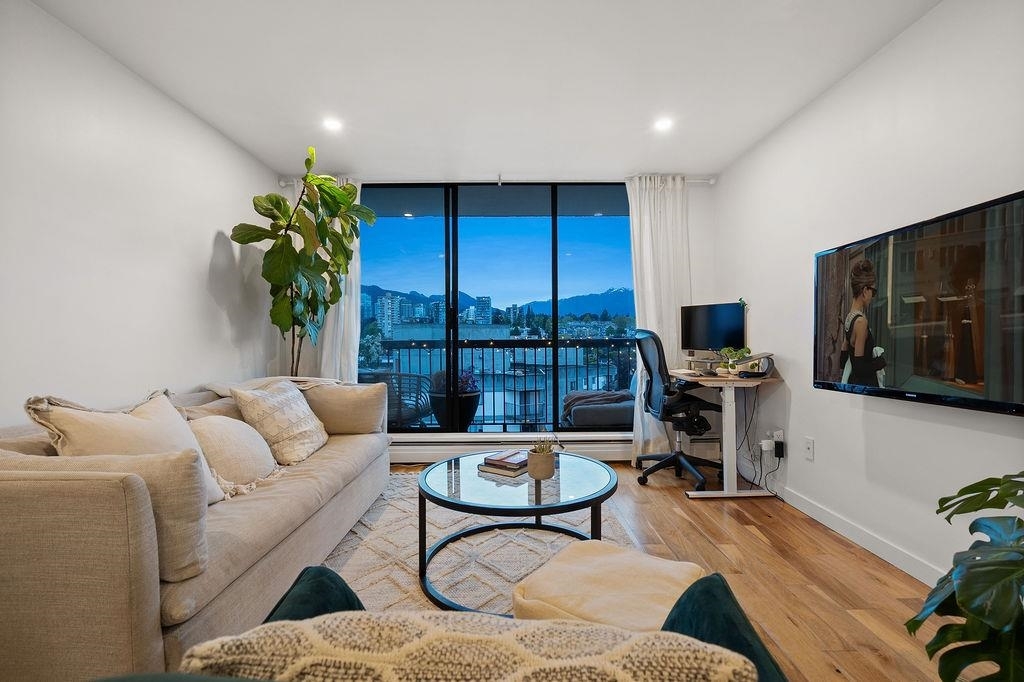 Property Photo: 145 St. Georges Avenue 1904 BC V7L 3G8