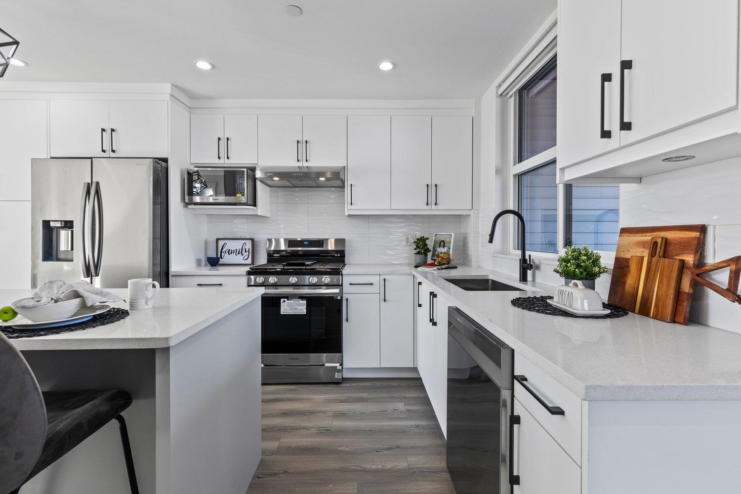 Photo de la propriété: 9603 Broadway Street 4 BC V2P 5T7