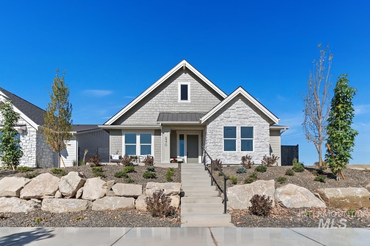 Property Photo: 6370 N Barholm Ln ID 83616