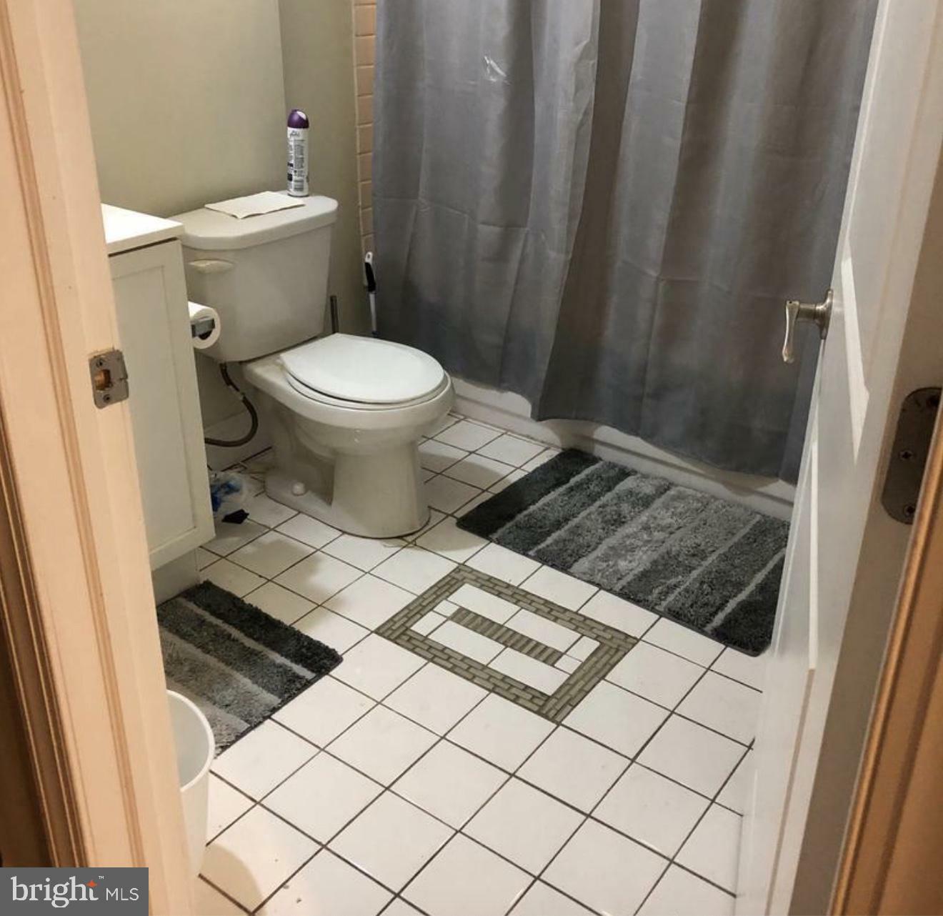 Property Photo: 2225 Reed Street 2 PA 19146