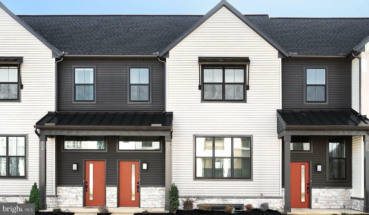 Property Photo: 118 Madison Drive PA 17055