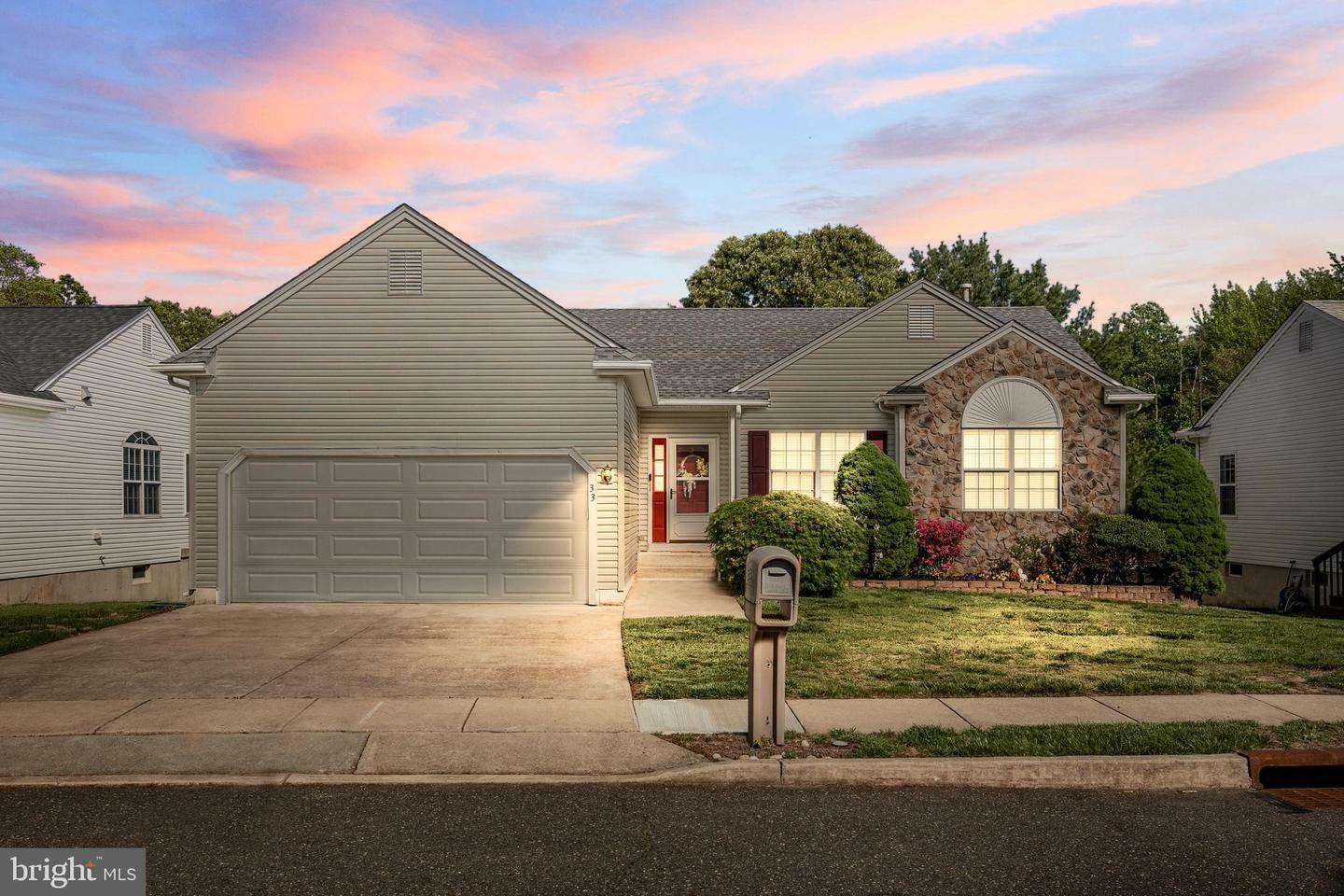 33 Marsha Drive  Delran NJ 08075 photo