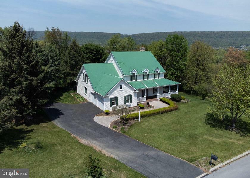 Property Photo: 1802 Signal Hill Drive PA 17050