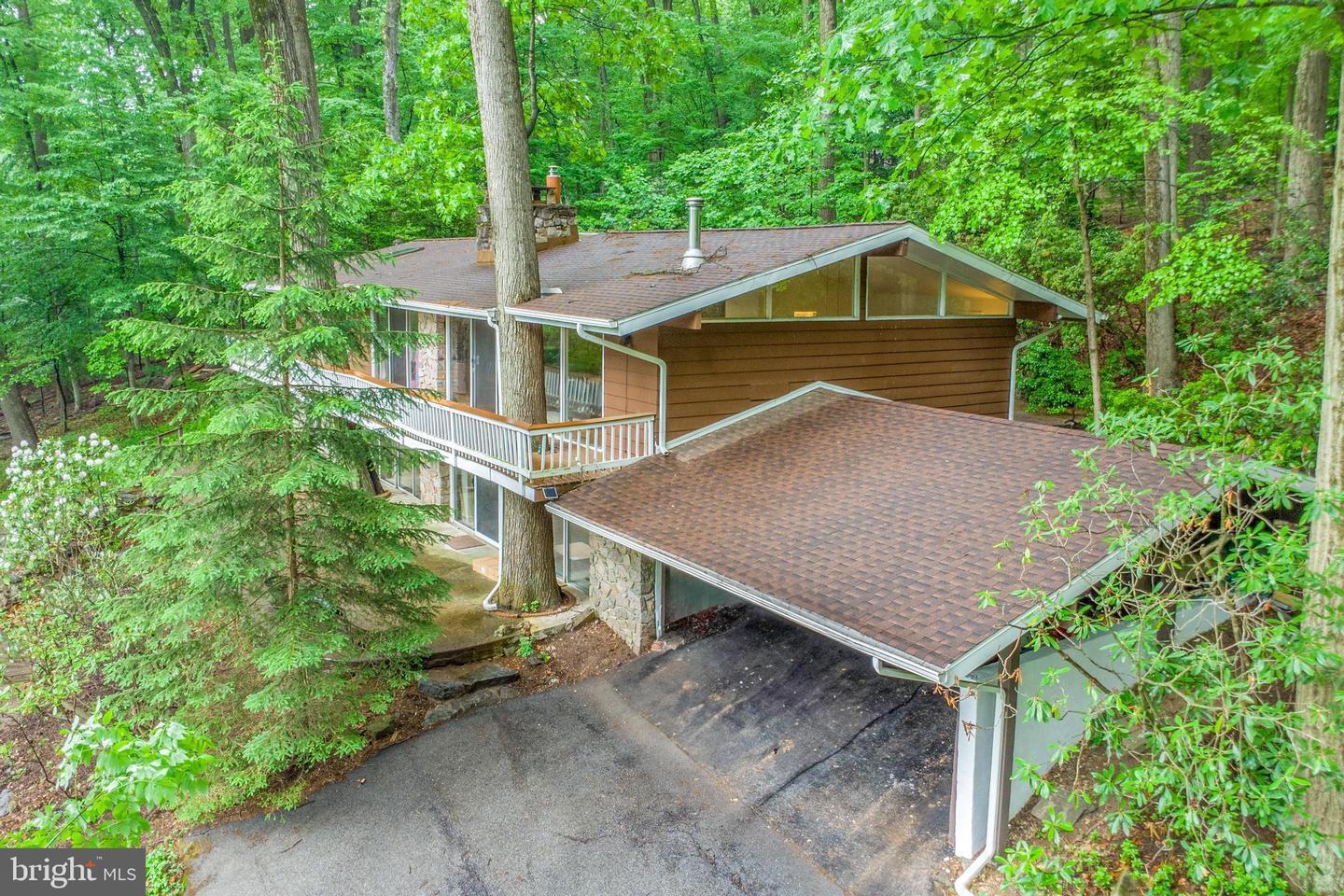 Property Photo: 200 Jug Hollow Road PA 19481
