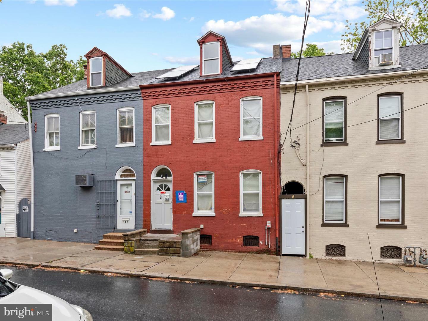 Property Photo: 133 Chester Street PA 17602