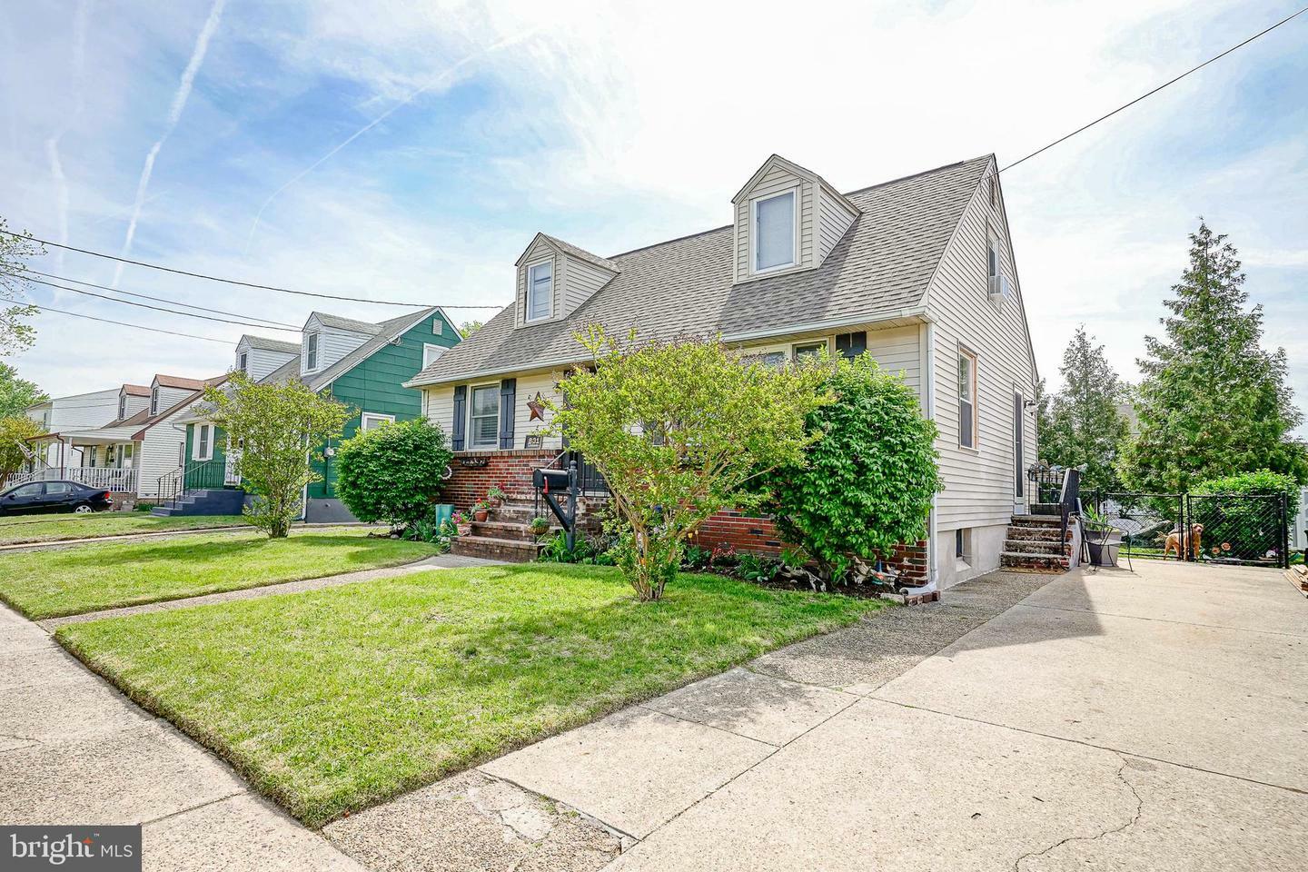Property Photo: 831 Shadeland Avenue NJ 08016
