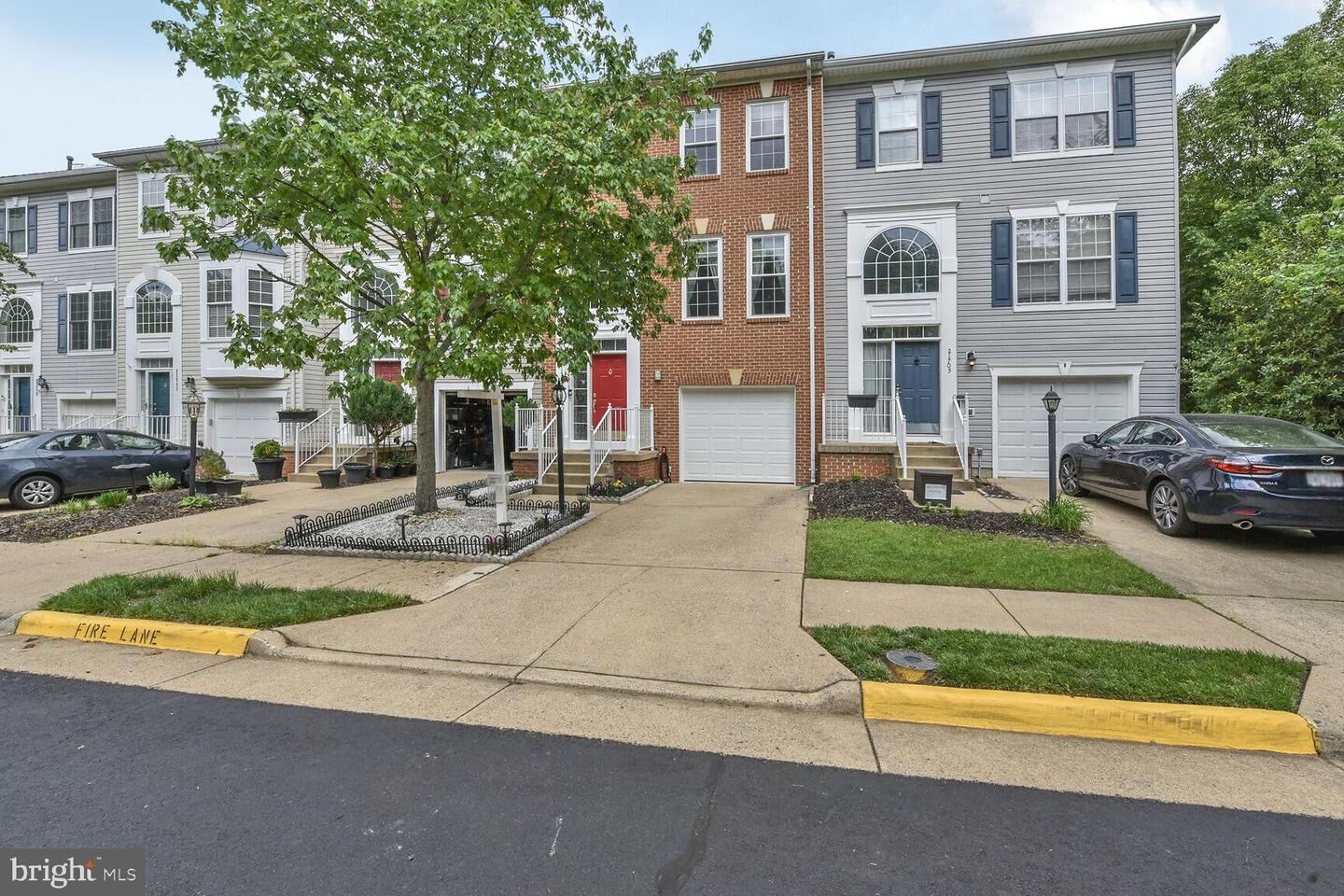 Property Photo: 21707 Frame Square VA 20148