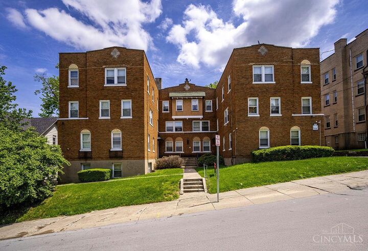 Property Photo: 1226 Rutledge Avenue OH 45205