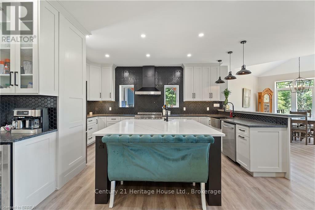 Property Photo:  115 Old Rainy Lake Road  ON P0A 1Y0 