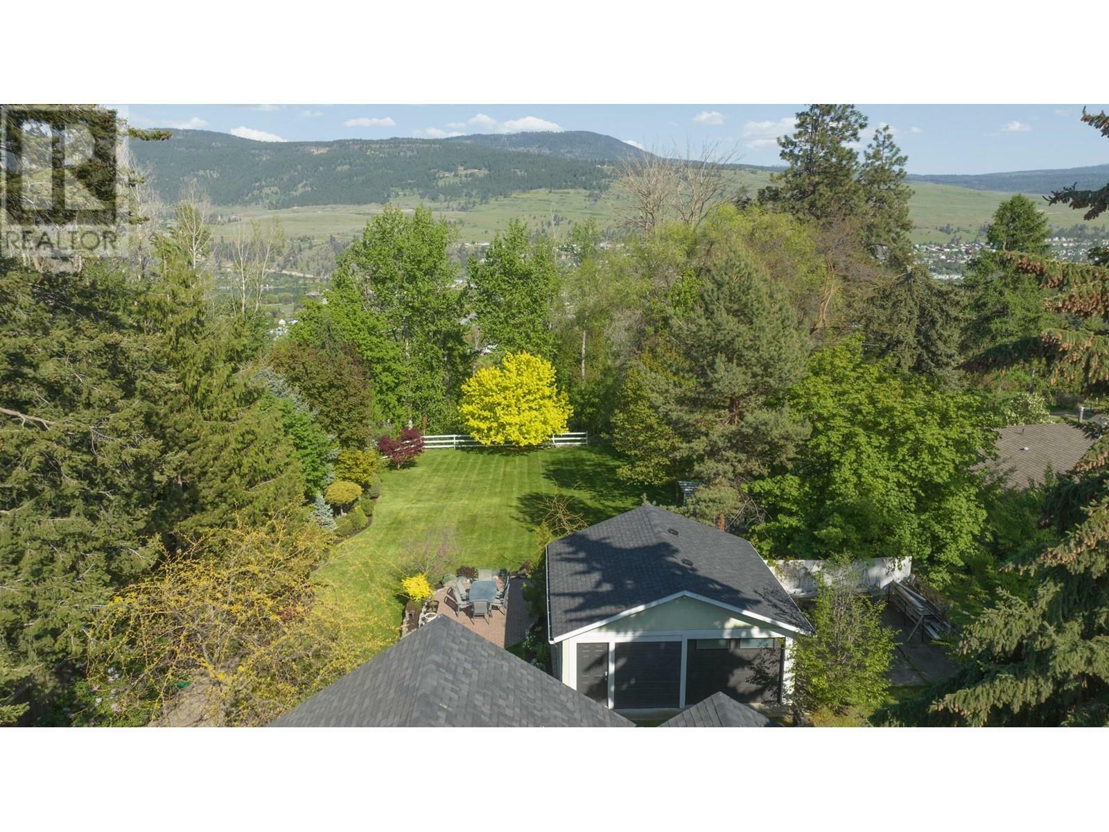 Photo de la propriété: 11327 Okanagan Centre Road East BC V4V 1G7