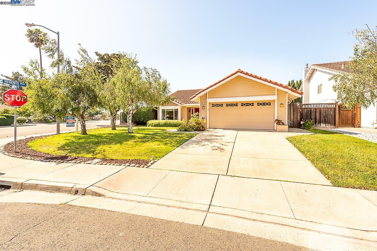 Property Photo: 32713 Ripon Ct CA 94587