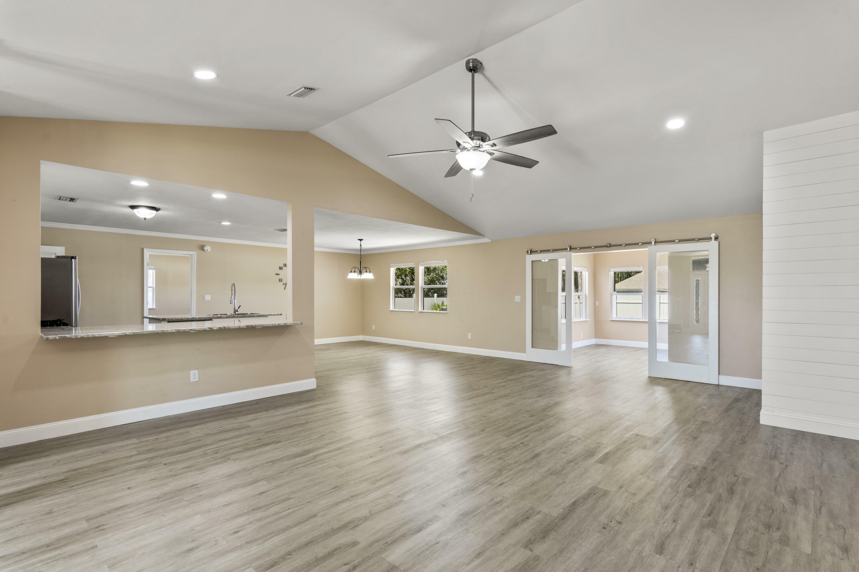 Property Photo: 468 Forest Shore Drive FL 32550