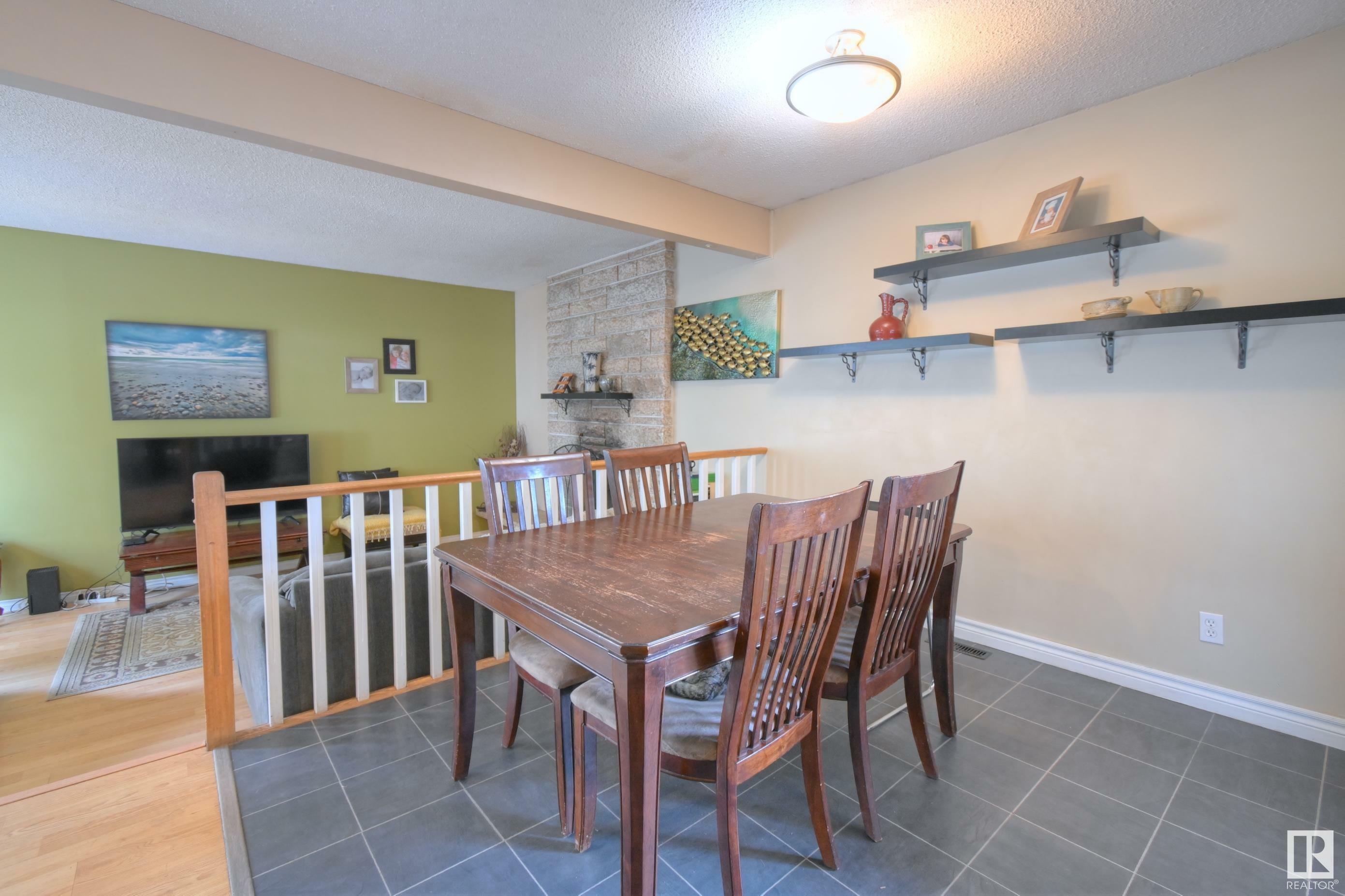 Photo de la propriété: 29 Beechmont Crescent AB T7X 1E8