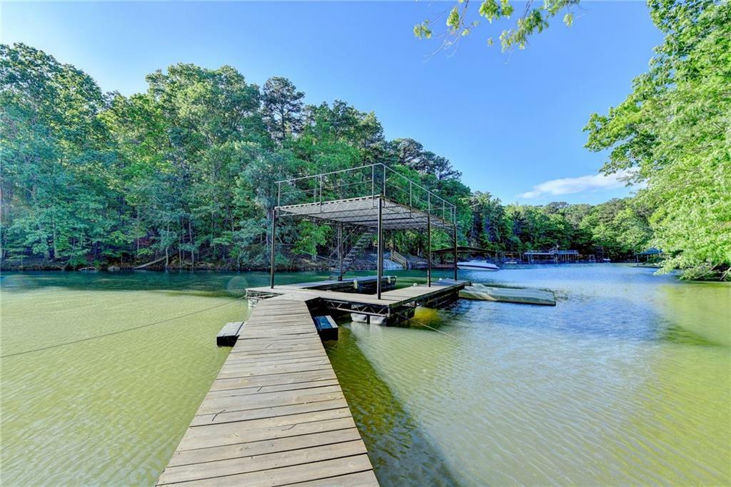 975 Timber Lake Trail  Cumming GA 30041 photo