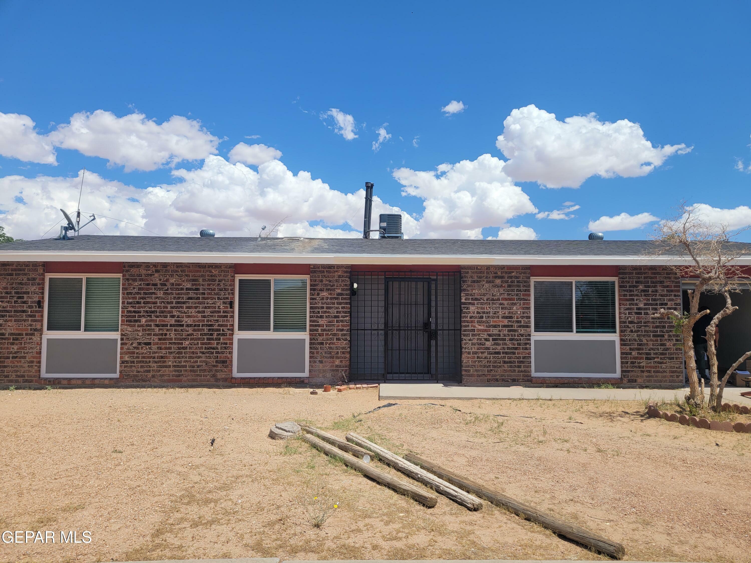 Property Photo: 2916 Beachcomber TX 79936