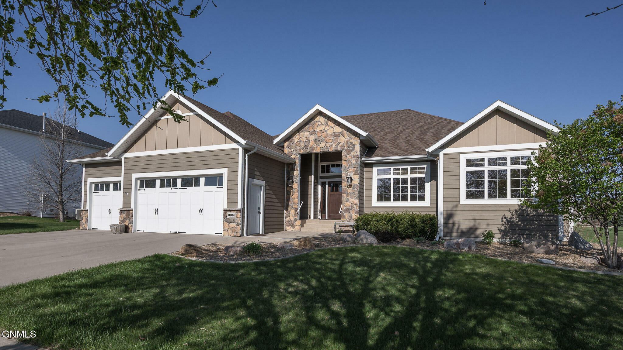 3316 Clairmont Road  Bismarck ND 58503 photo