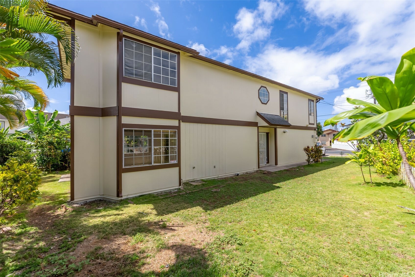 Property Photo: 1910 Dole Street HI 96822