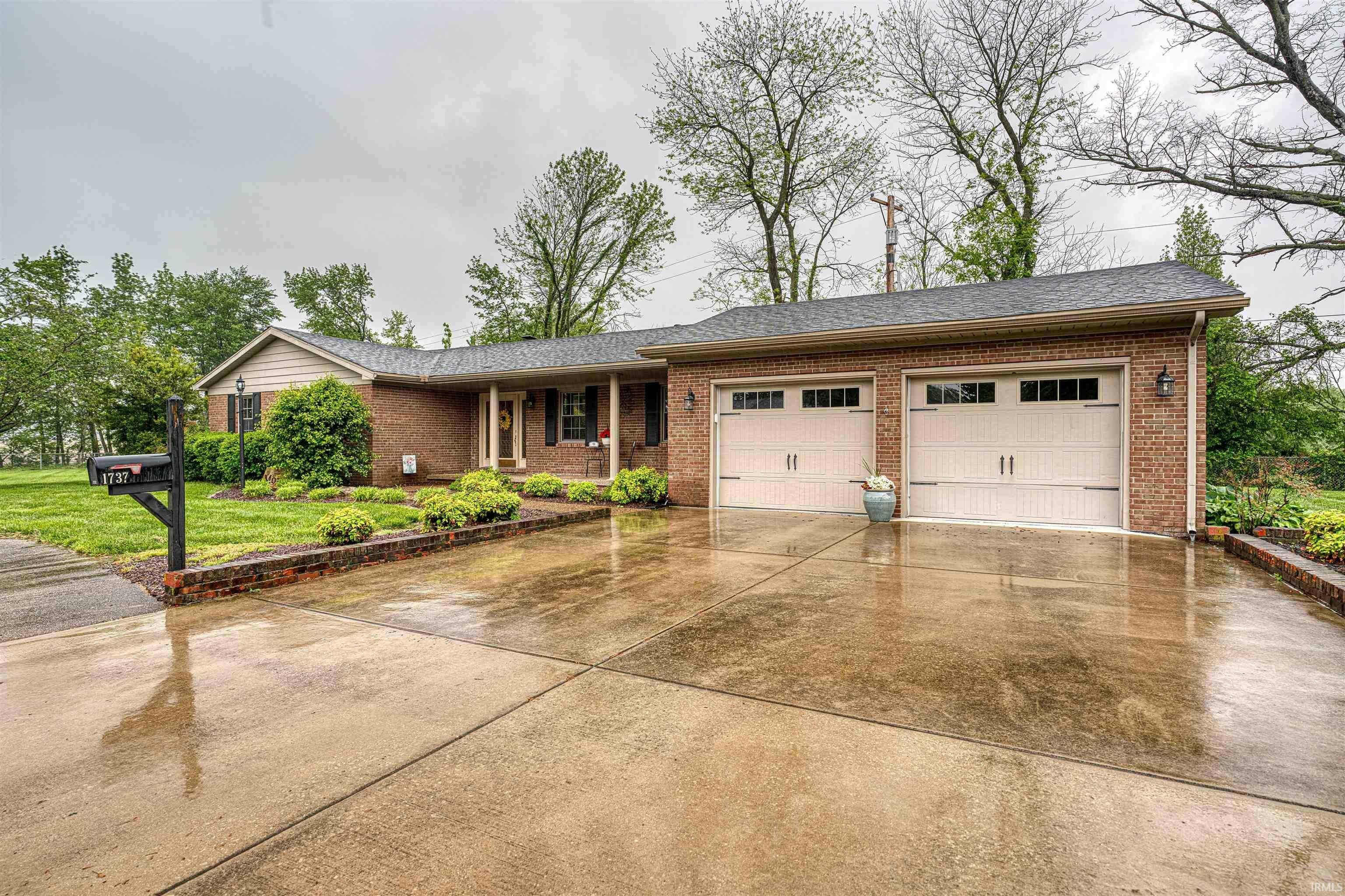 1737 Arrowhead Drive  Boonville IN 47601 photo