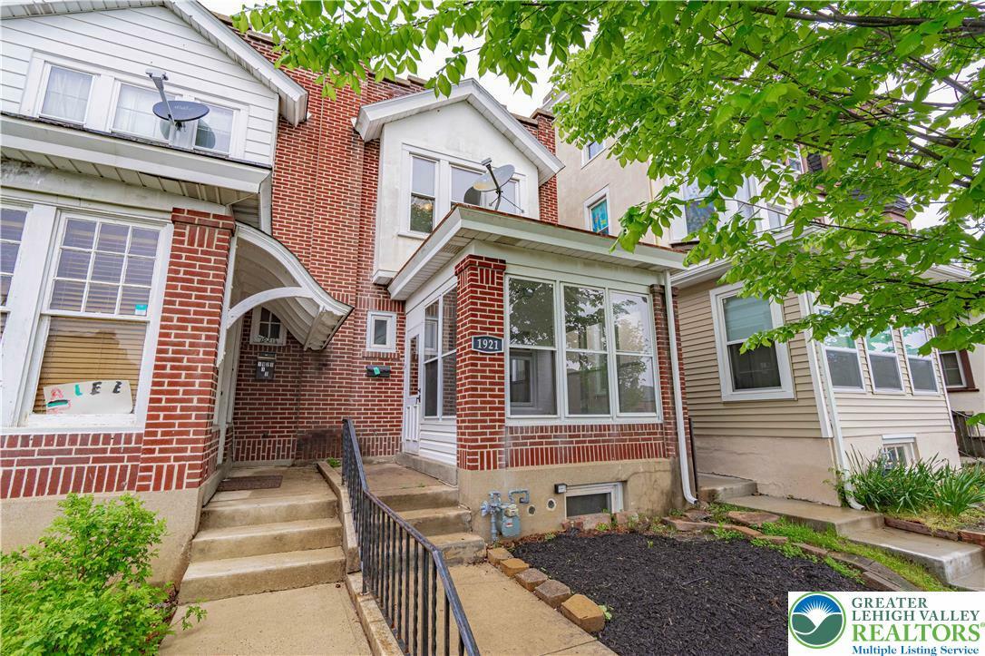 1921 W Allen Street  Allentown City PA 18104 photo