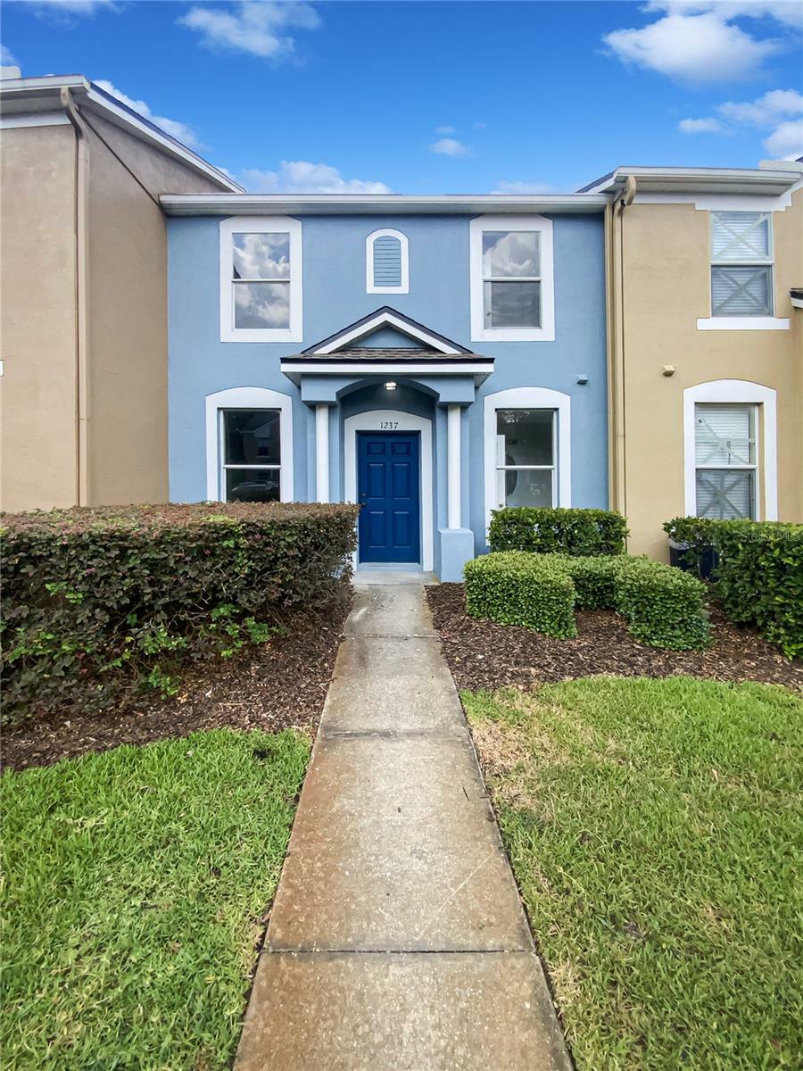 1237 Blenhem Court  Wesley Chapel FL 33543 photo