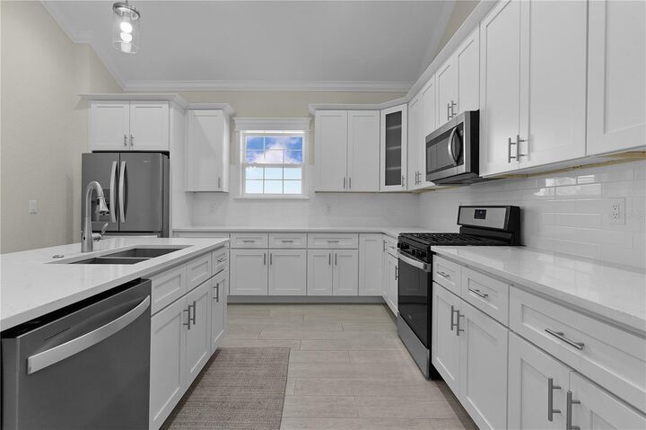 Property Photo: 12624 NE 49th Drive FL 34484