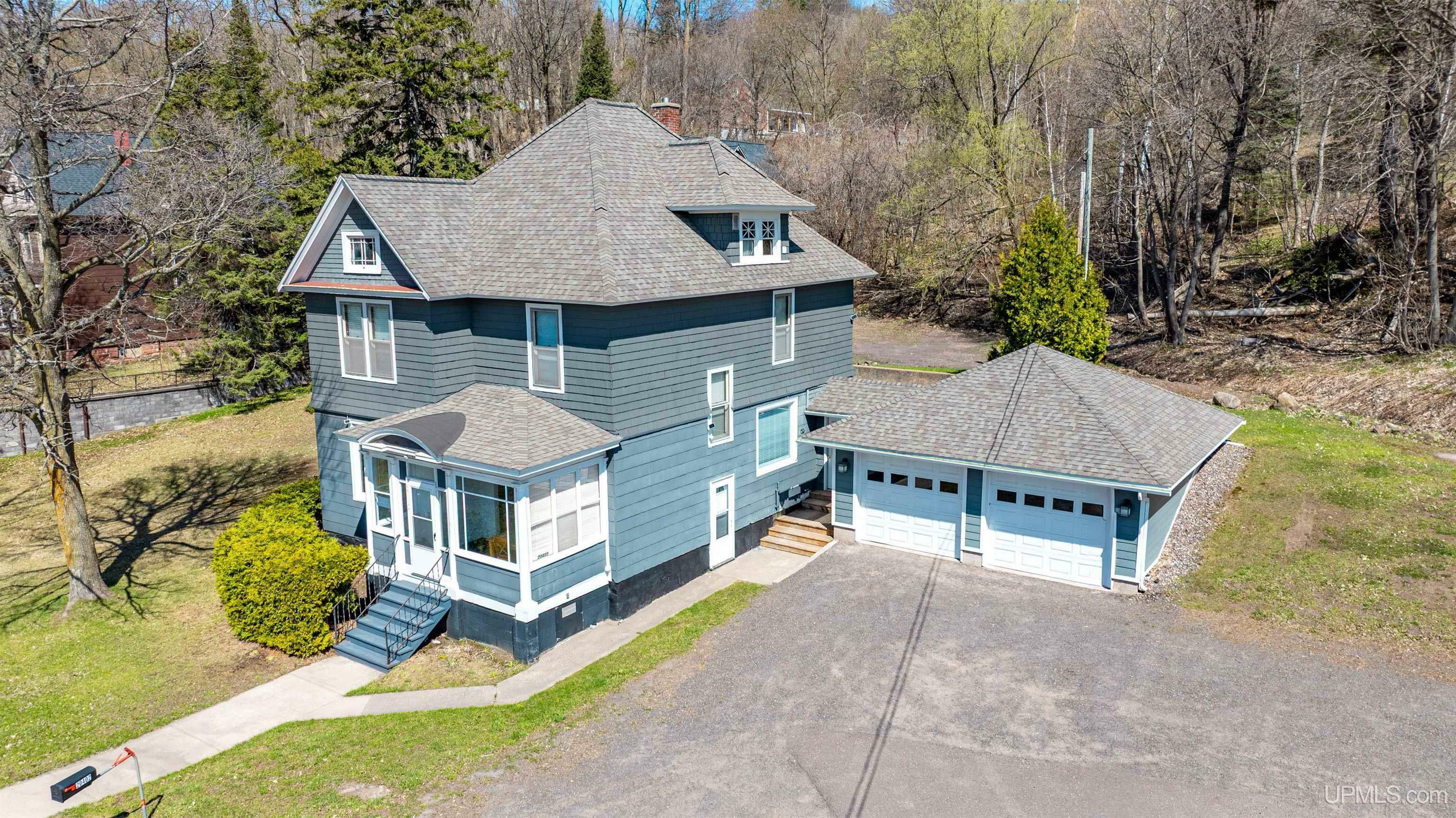 Property Photo: 20402 Royce Road MI 49930