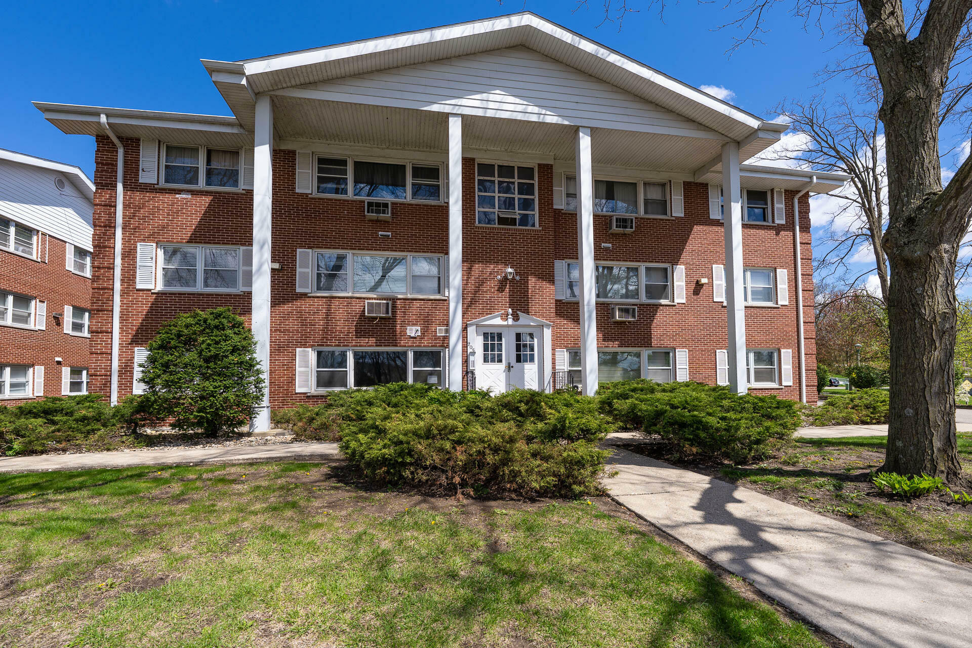 Property Photo: 205 Country Club Dr 3D WI 53147