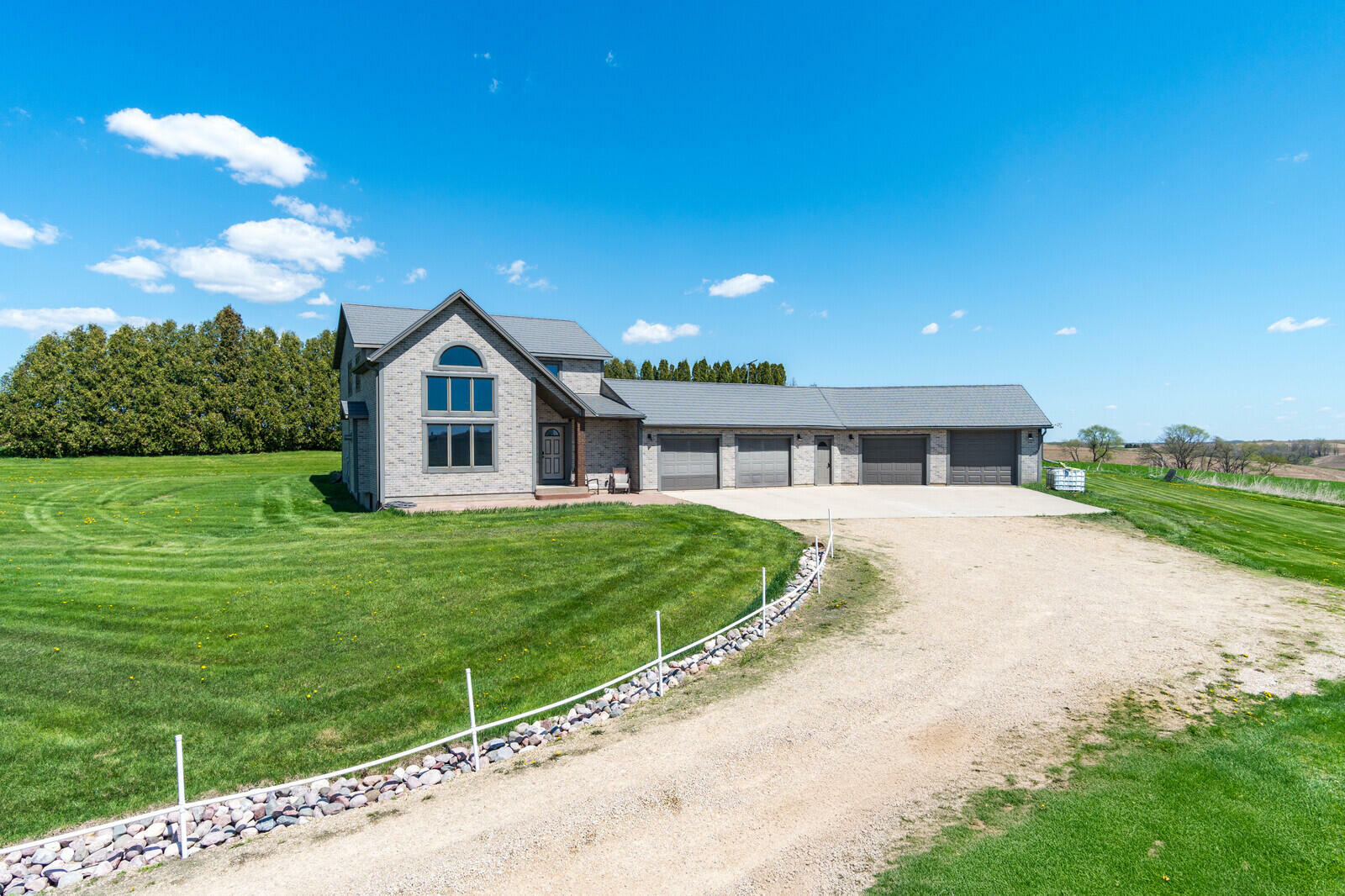 Property Photo: 11840 County 5 - MN 55921