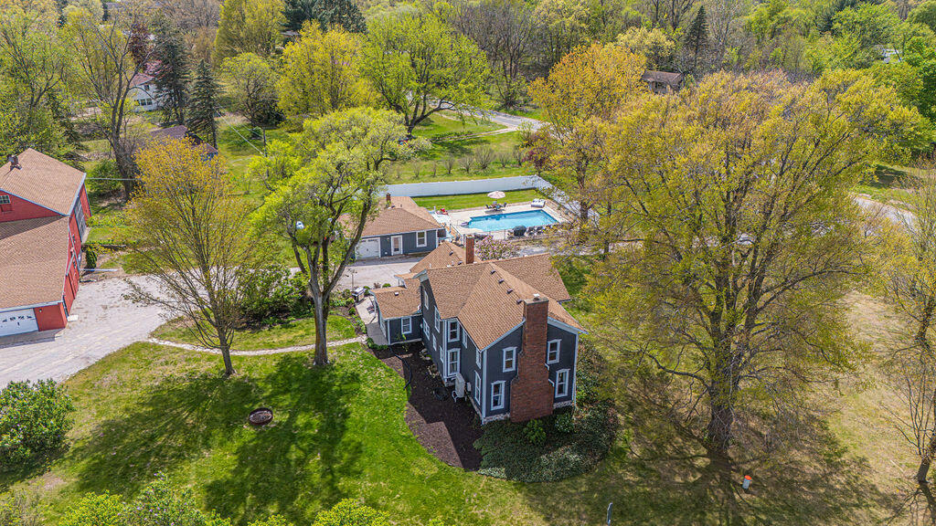Property Photo: 3361 S Pipestone Road MI 49126