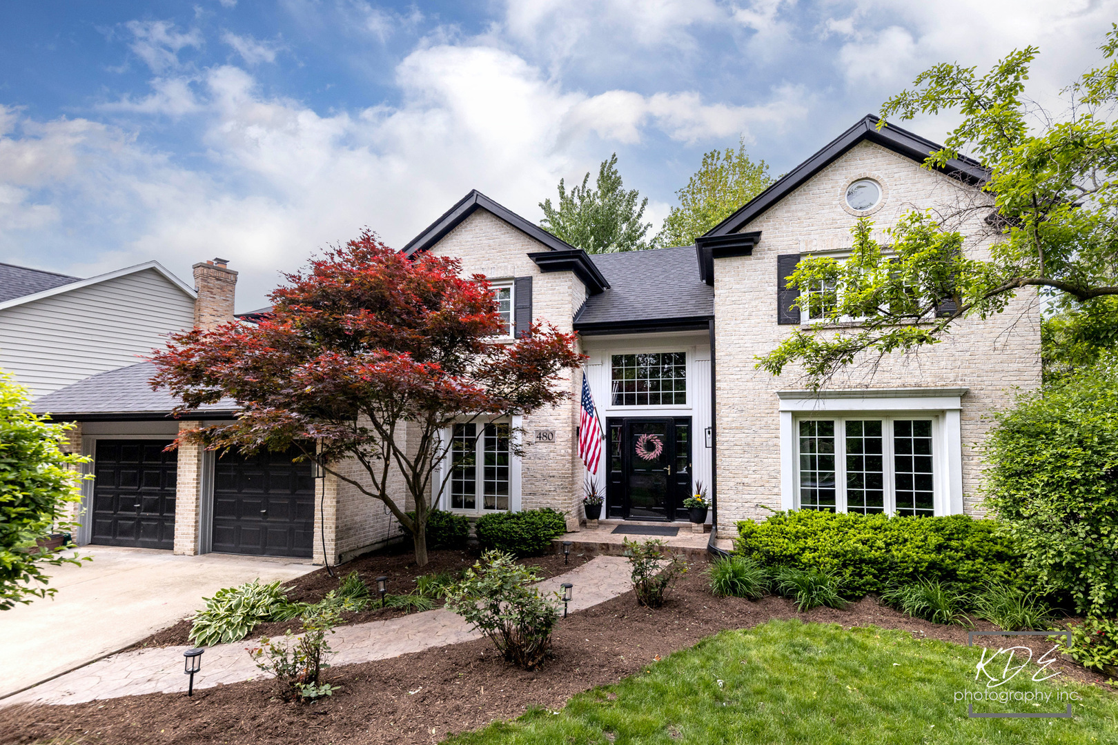 Property Photo: 480 De Lasalle Avenue IL 60565