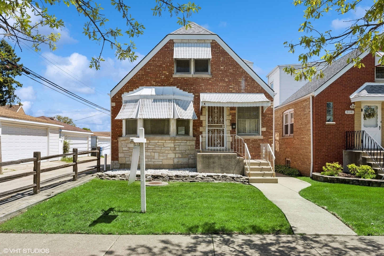 Property Photo: 5143 N New England Avenue IL 60656