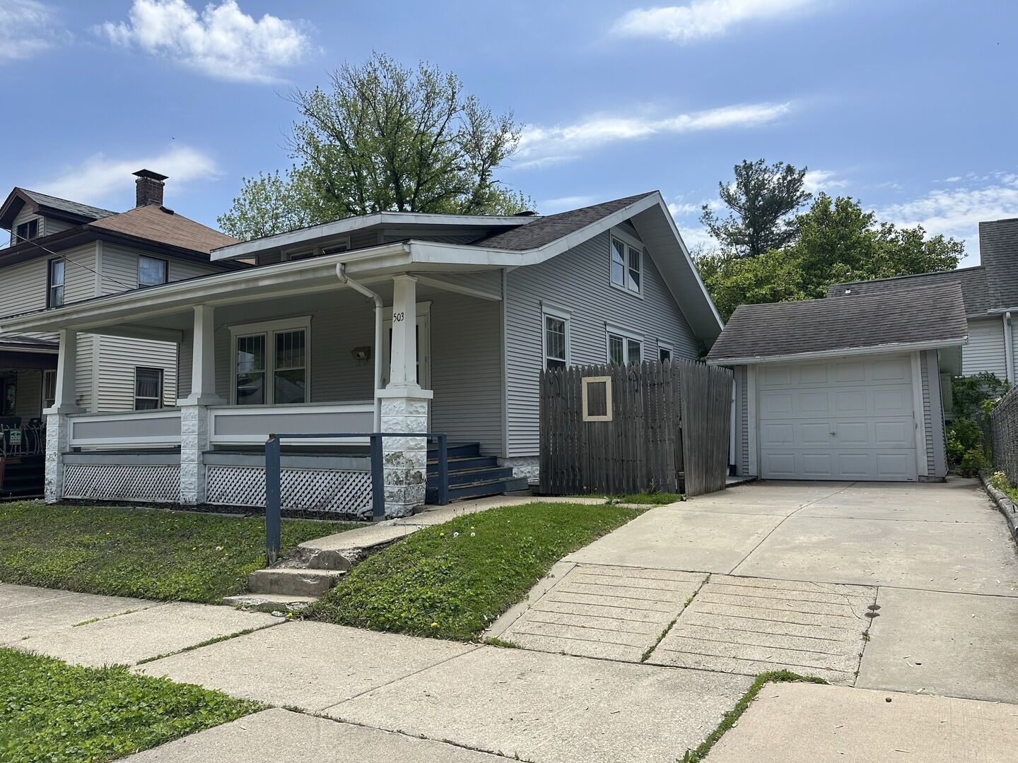 Property Photo:  503 University Avenue  IL 61701 