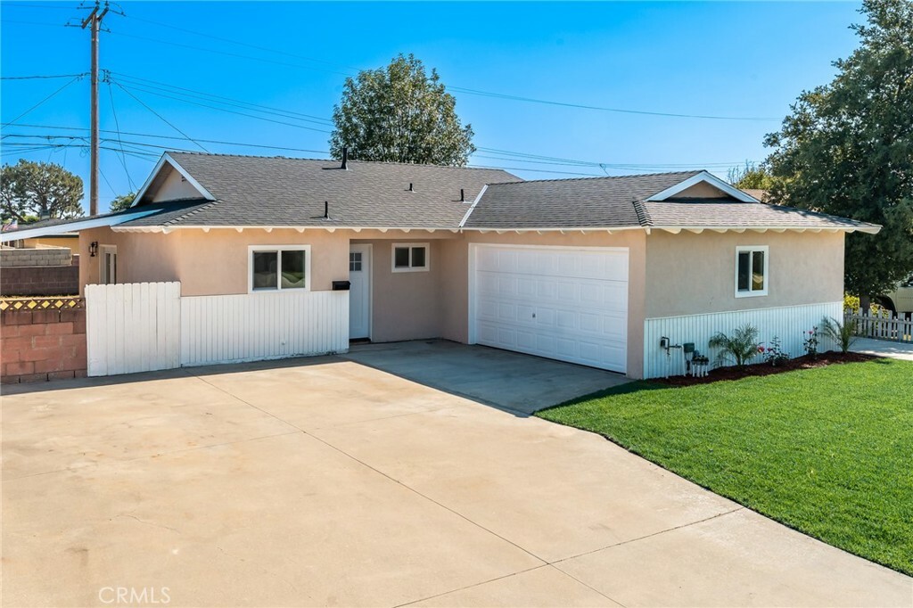 Property Photo: 818 Invergarry Street CA 91741