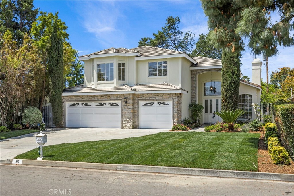 Property Photo: 315 San Antonio Road CA 91007