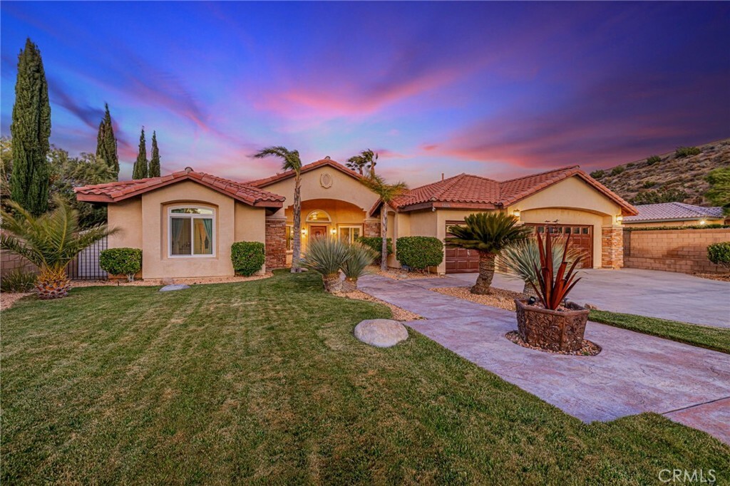 Property Photo: 40214 Jacinto Way CA 93551