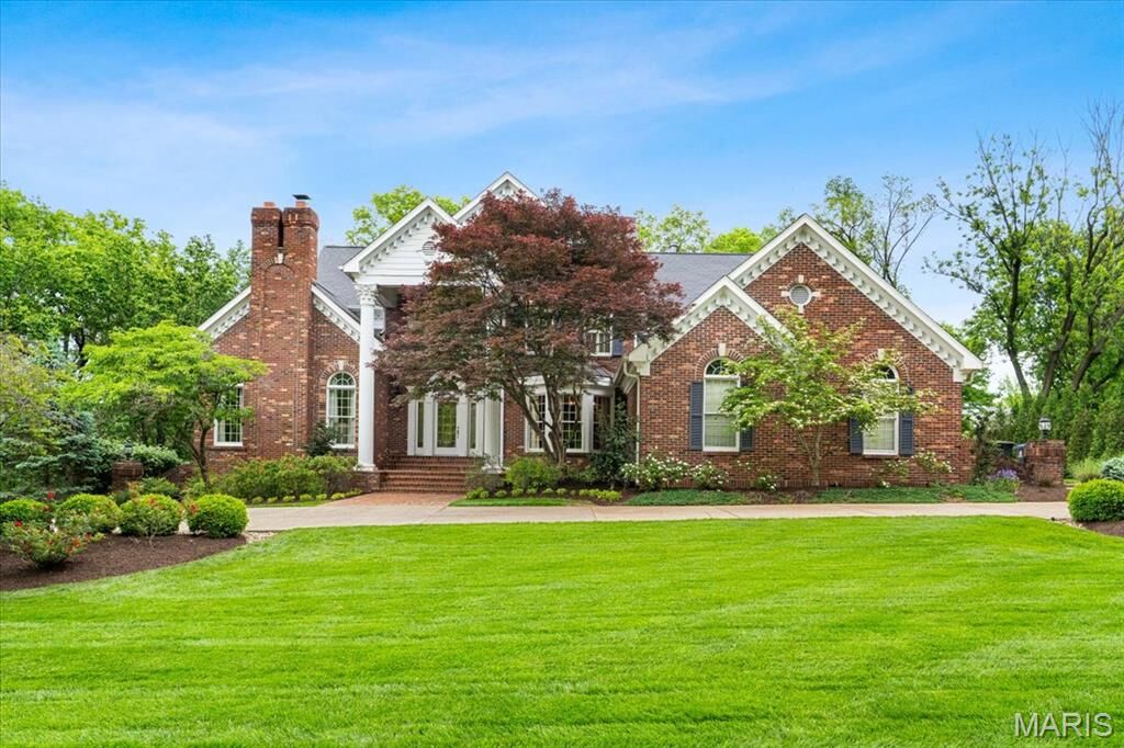 Property Photo:  7 Indian Creek Lane  MO 63131 