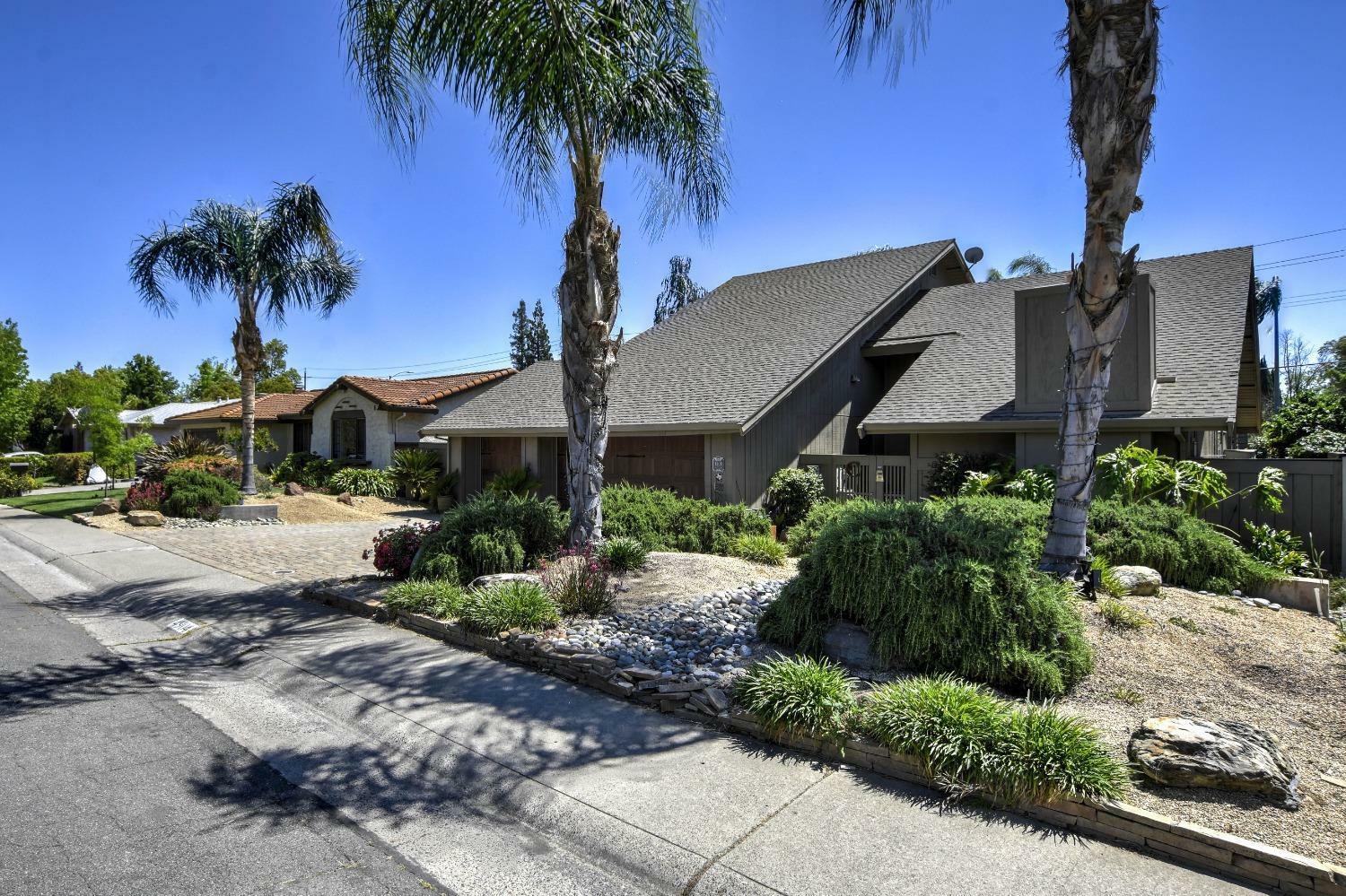 Property Photo: 4904 Olive Oak Way CA 95608