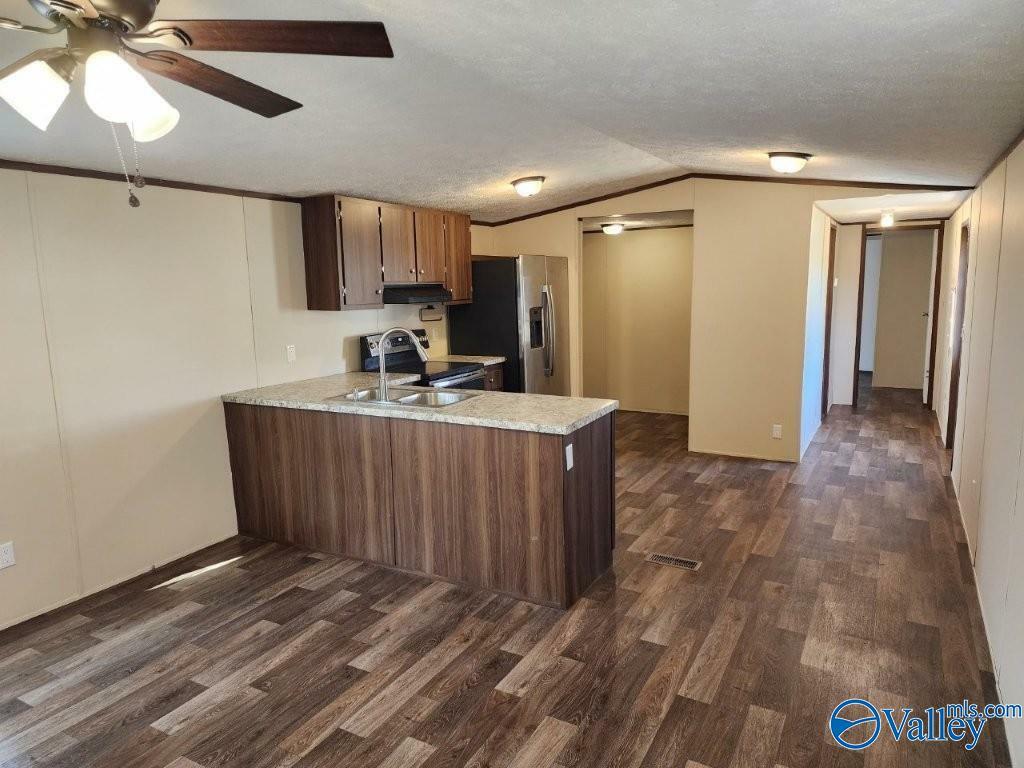 Property Photo: 610 Old Jackson Hwy AL 35654