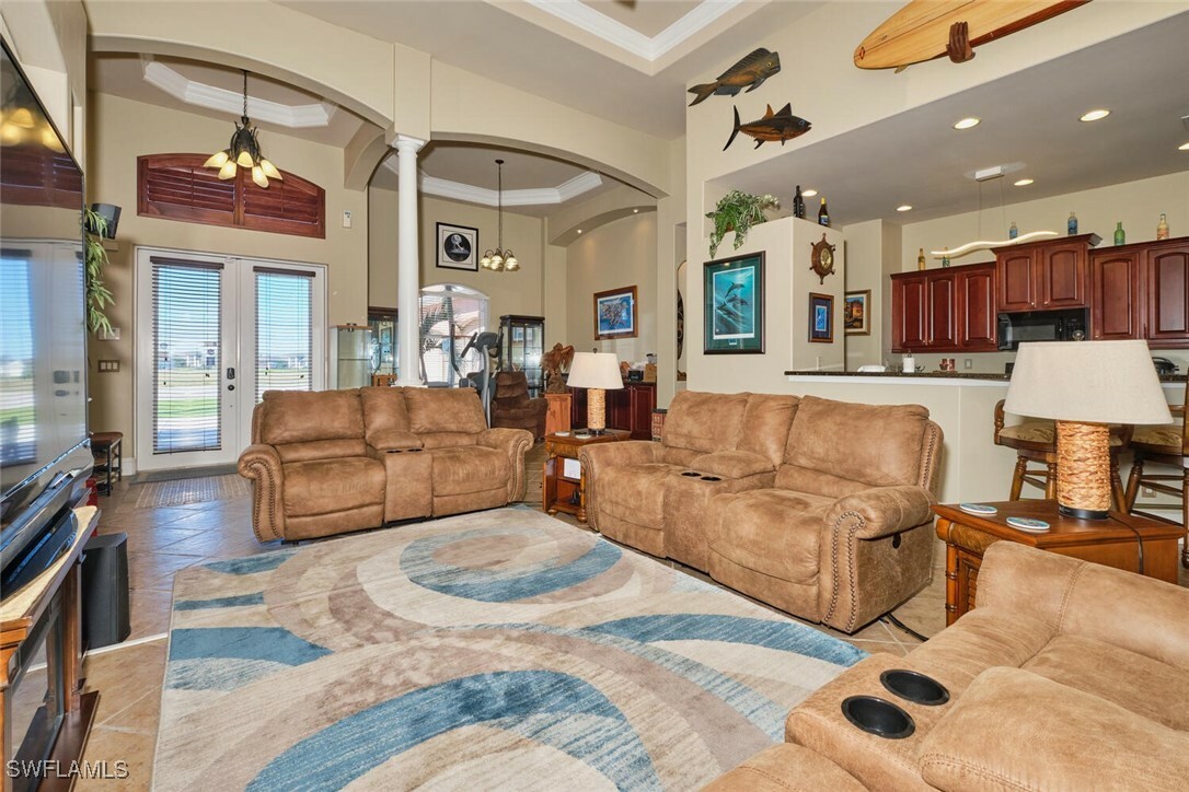Property Photo:  3237 Yucatan Parkway  FL 33993 
